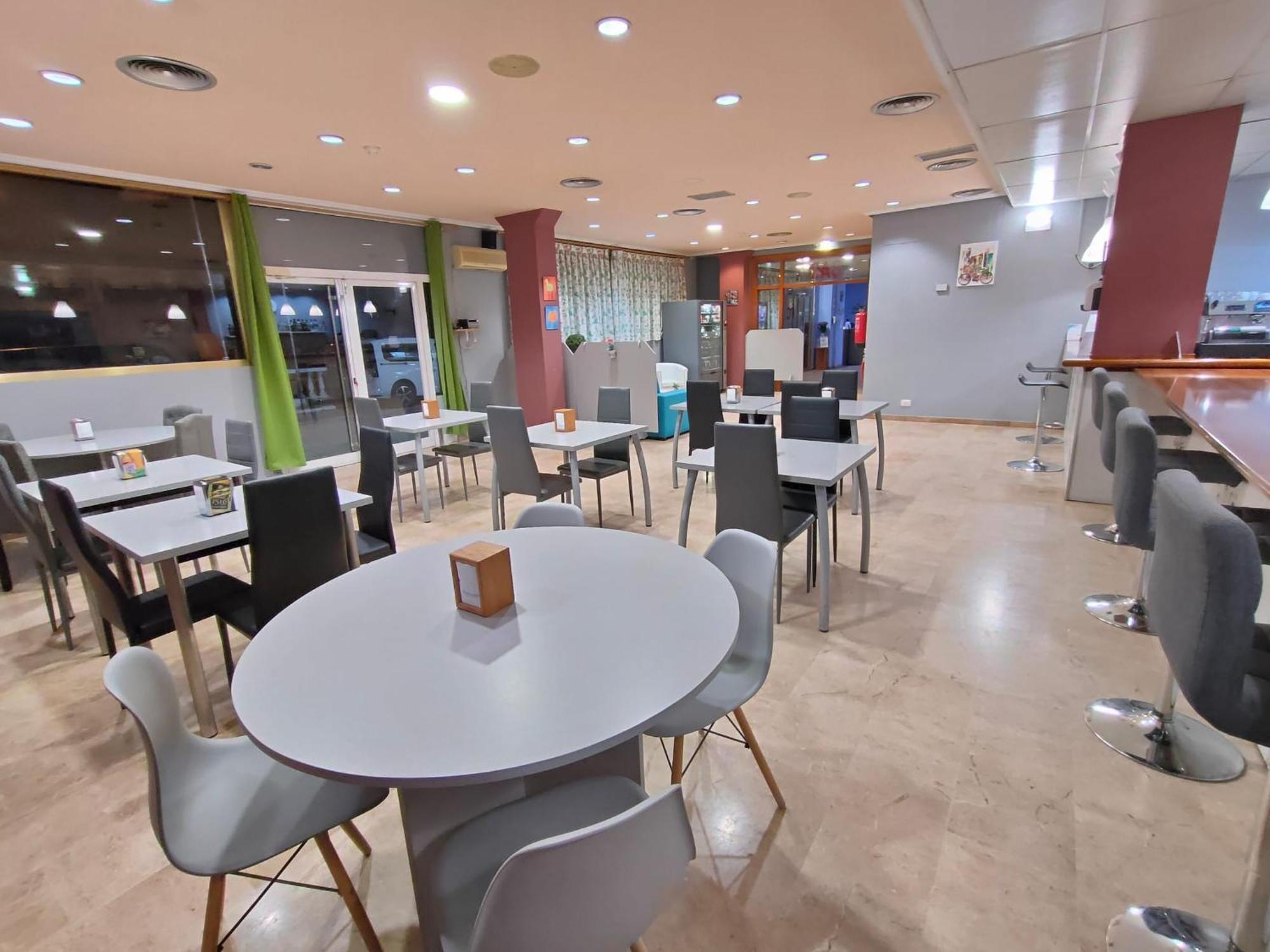 考谷拉达酒店 萨拉戈萨 外观 照片